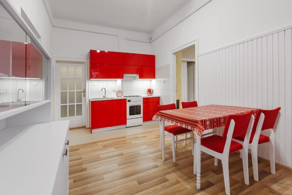 Apartament Astronomiczne Miejsce Przemyśl Extérieur photo